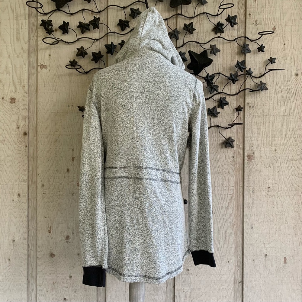 Disney Parks Epcot World Showcase Lightweight Canada Hoodie - Picture 8 of 10